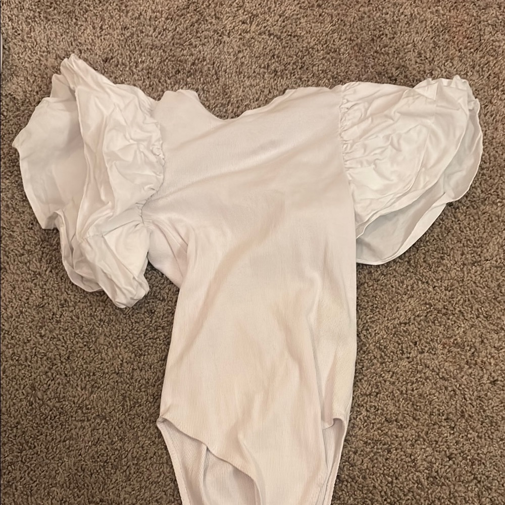 Zara White Ribbed Bodysuit